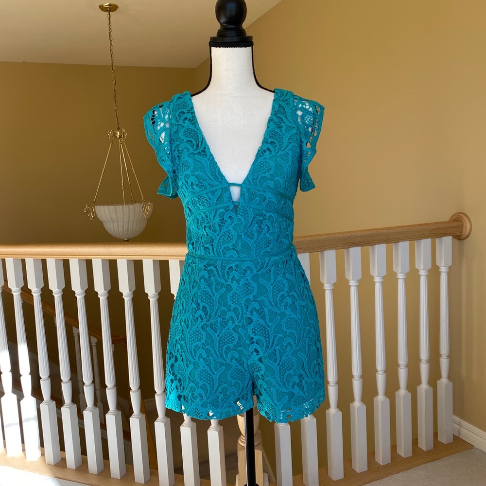 Adison Rae Mini Romper - Picture 3 of 5